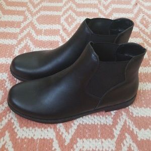 Brand New Chelsea Boots